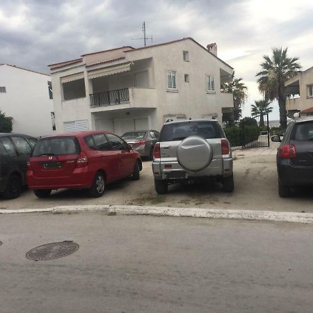 Seafront Maisonette In Fourka Exterior photo