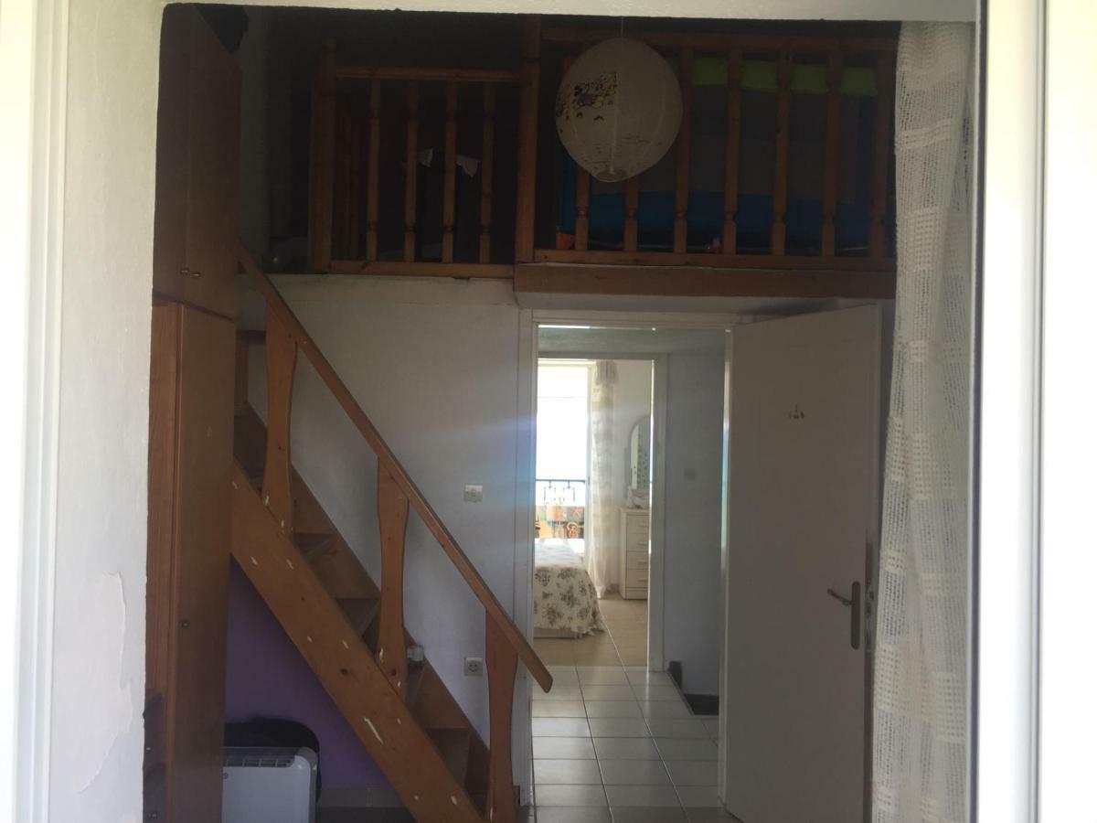 Seafront Maisonette In Fourka Exterior photo